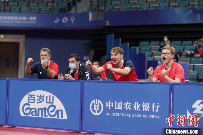 勒布伦兄弟率法国男团晋级世乒赛八强：我们想