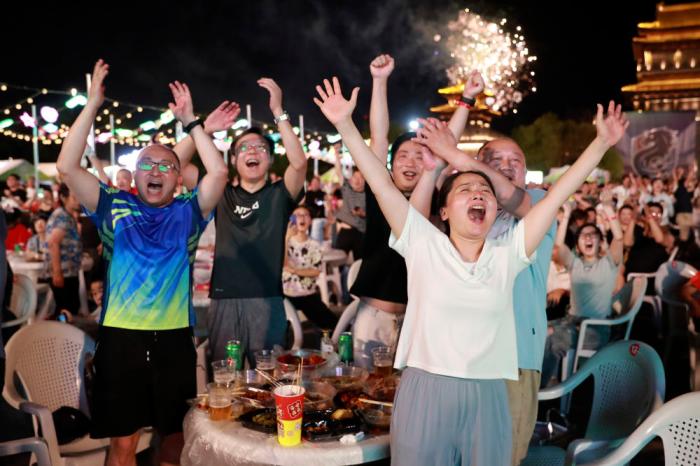 追光视角：这一年体育热词如何破圈进入城市日