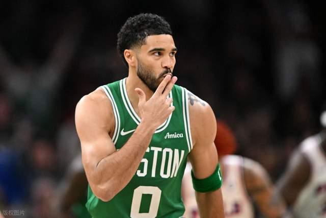 凯尔特人G2惨败76人，埃奇库姆率队逆转